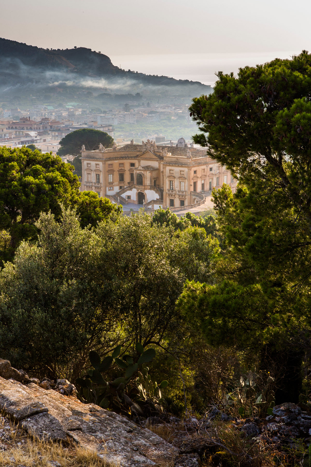 SERENA_ELLER_VAINICHER_INTERIOR__VILLA_VALGUARNERA_BAGHERIA_SICILY01